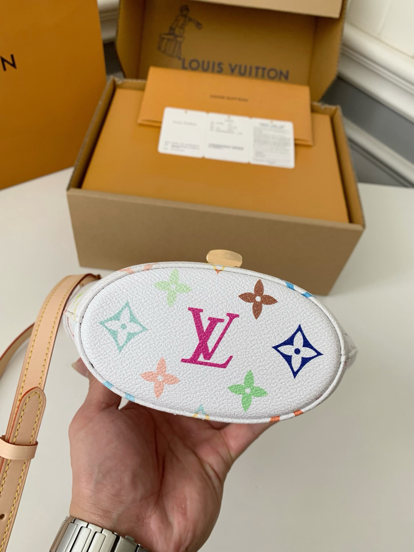 Louis Vuitton  ルイ・ヴィトン シーズナル ワンショルダーバッグ 