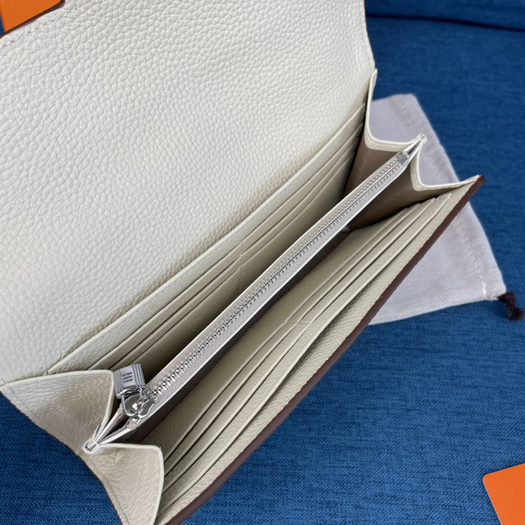 エルメス「Hermès」 レザーポケットウォレット