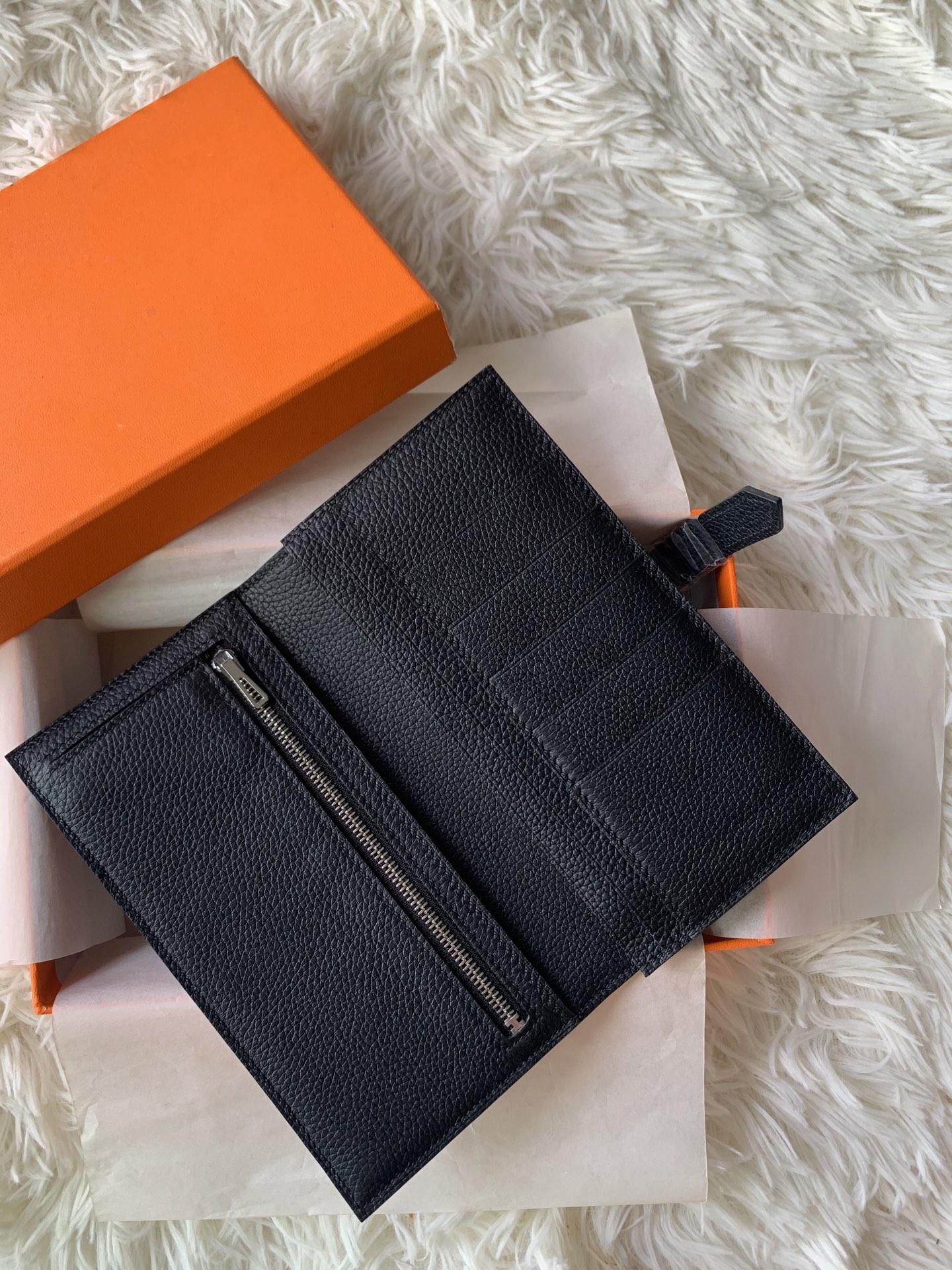 エルメス「Hermès」 レザーポケットウォレット