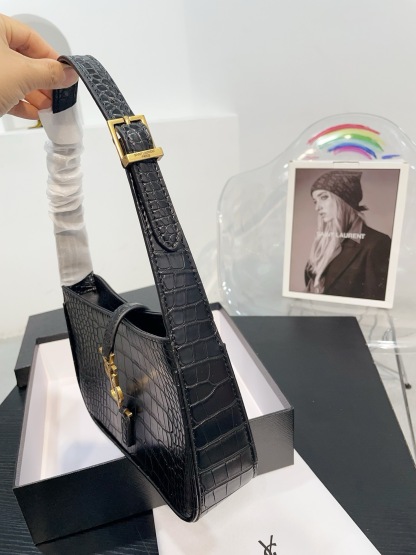 サンローラン「Saint Laurent」 レディース おしゃれ ショルダーバッグ