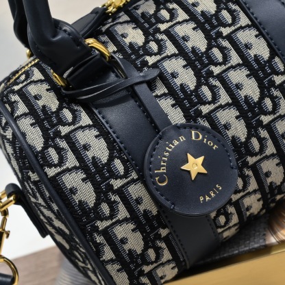 ディオール「Dior」 レディース おしゃれ ショルダーバッグ