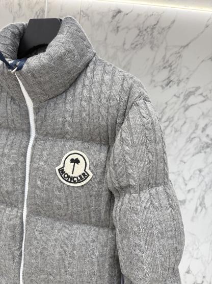 モンクレール シーズン別 ロングダウンコート