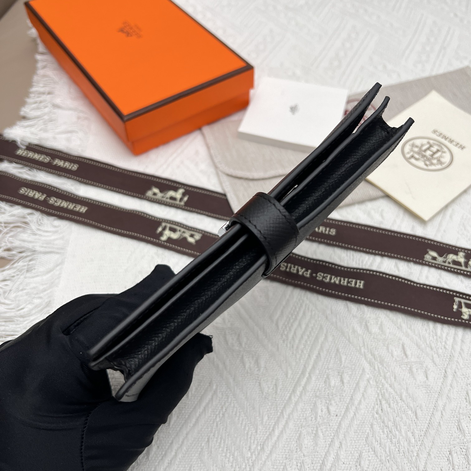 エルメス「Hermès」 レザーポケットウォレット