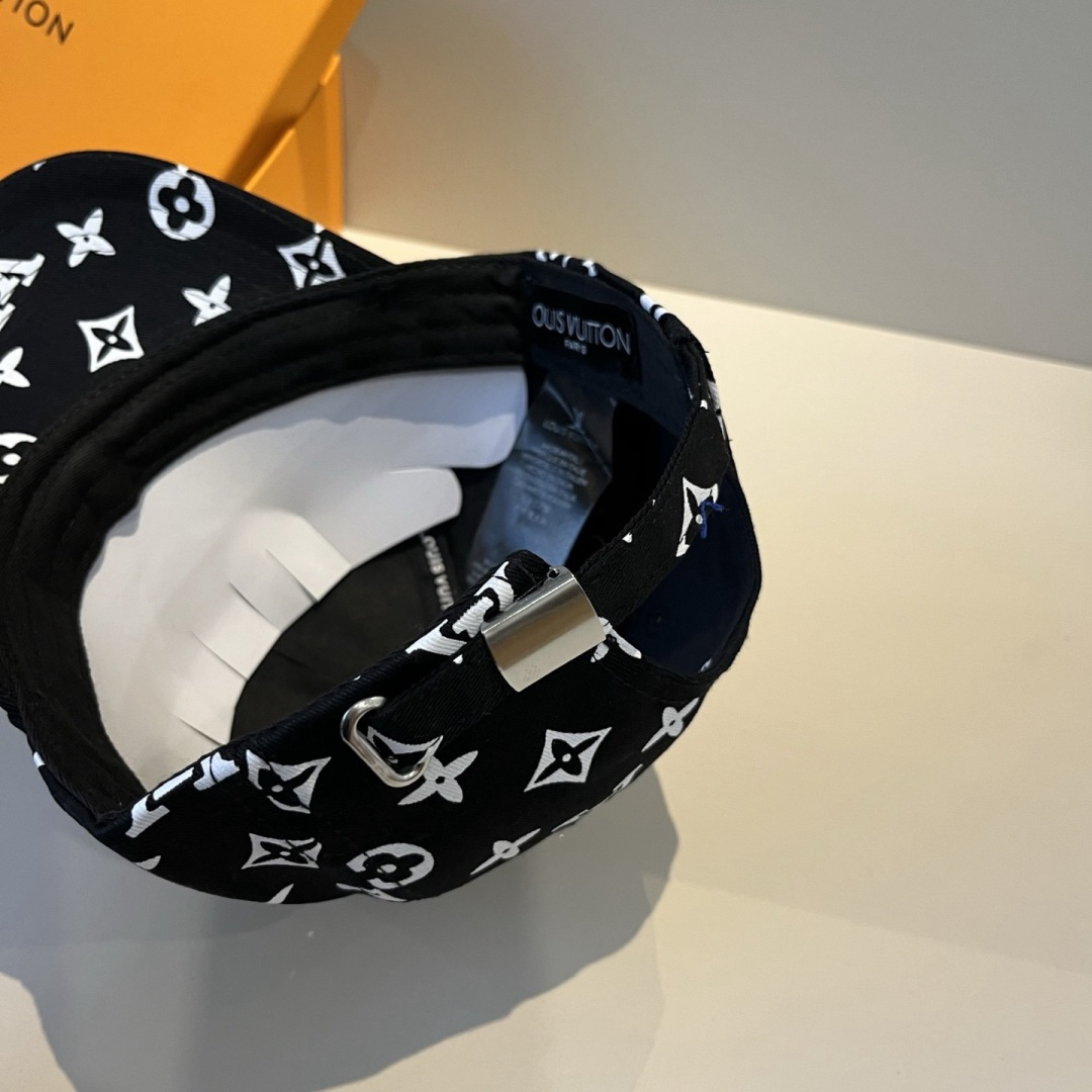 ルイ・ヴィトン「Louis Vuitton」 の新作野球帽