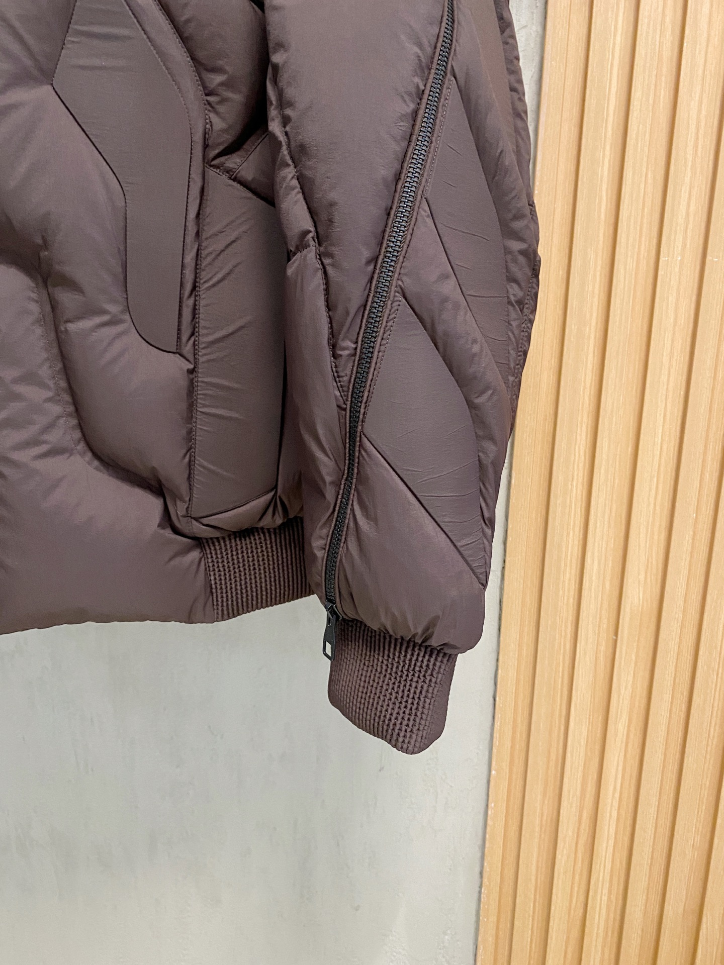 ルイ・ヴィトン冬のおしゃれカジュアルダウンジャケットメンズジャケット