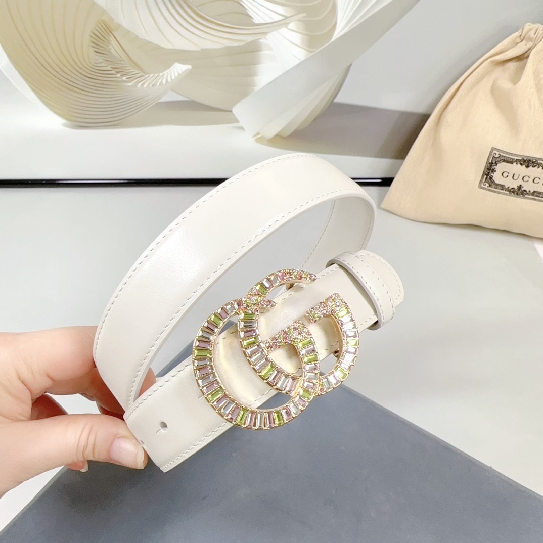 グッチ「Gucci」 新作女性用ベルト