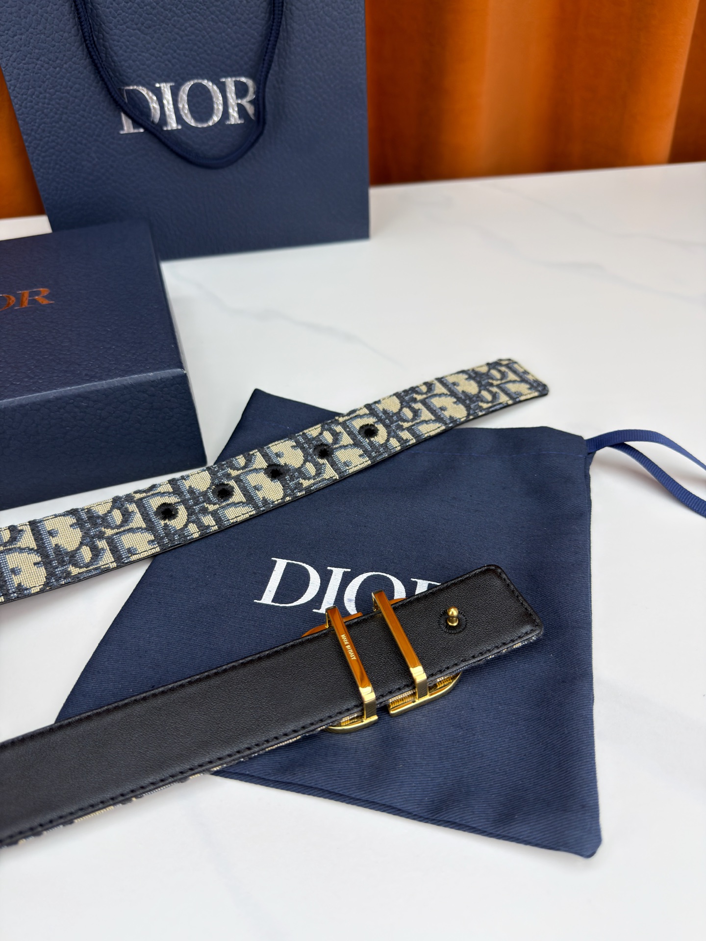 ディオール「Dior」女性用ベルト