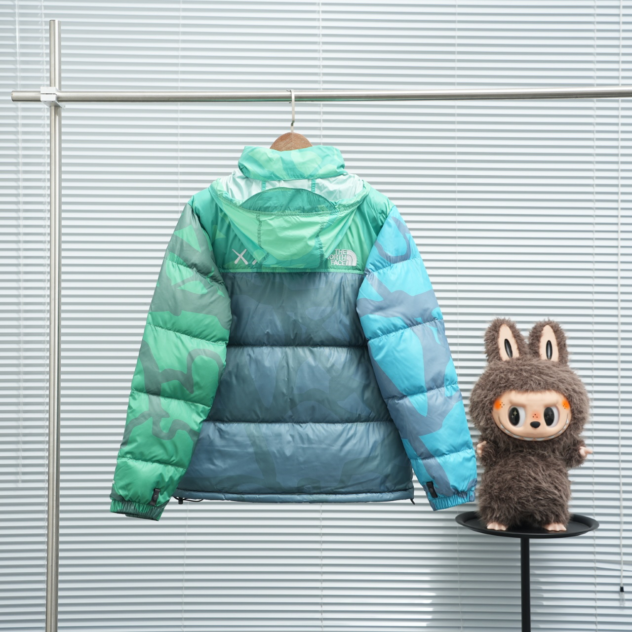 ザ・ノースフェイス 厳冬のしつらえにダウンジャケットシリーズ