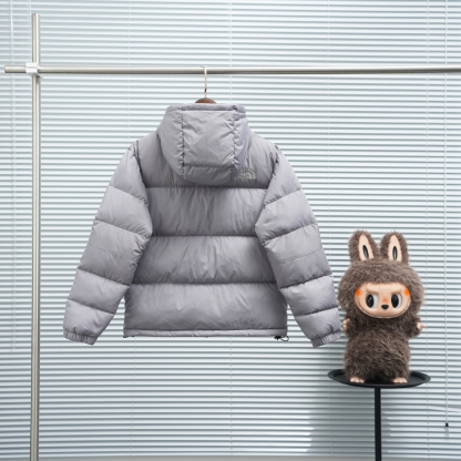 ザ・ノースフェイス 厳冬のしつらえにダウンジャケットシリーズ