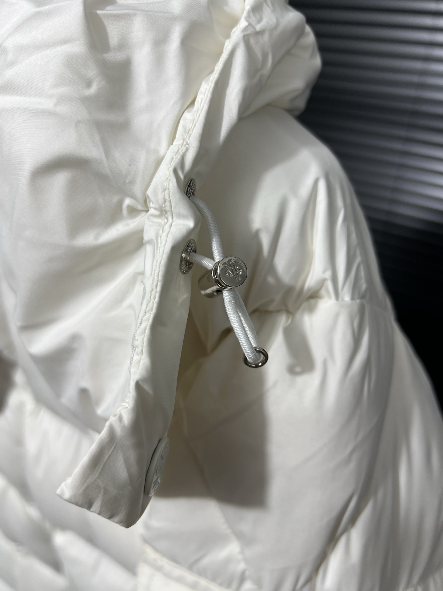 Moncler モンクレール シーズン別 ロングダウンコート