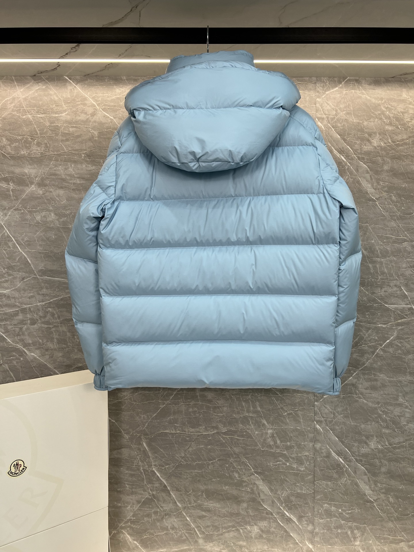 Moncler モンクレール シーズン別 ロングダウンコート