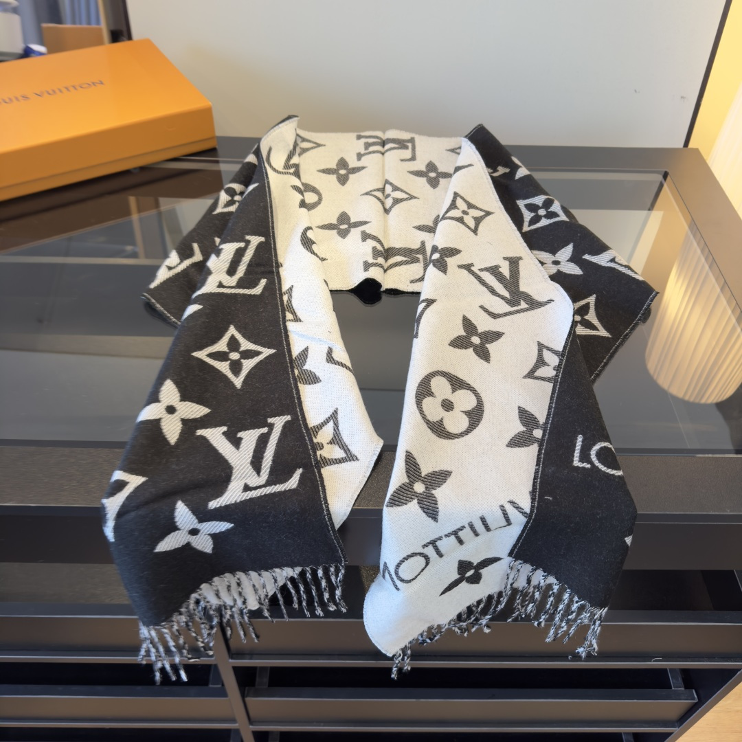 Louis Vuitton ルイヴィトン新作ニットマフラー