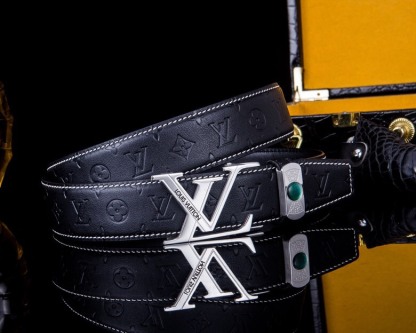 Louis Vuitton ルイヴィトンの新作ベルト