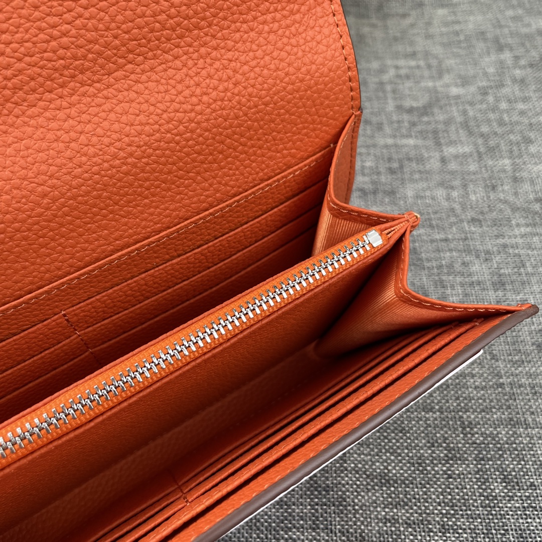 エルメス「Hermès」 レザーポケットウォレット