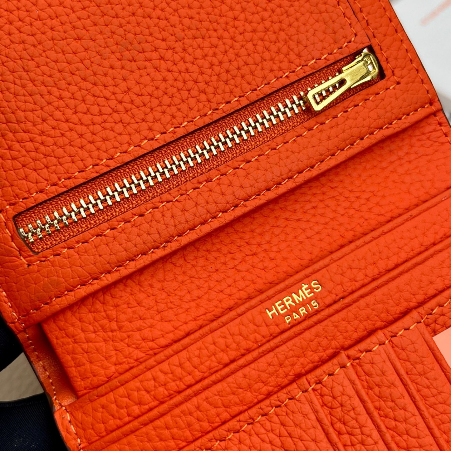 エルメス「Hermès」 レザーポケットウォレット