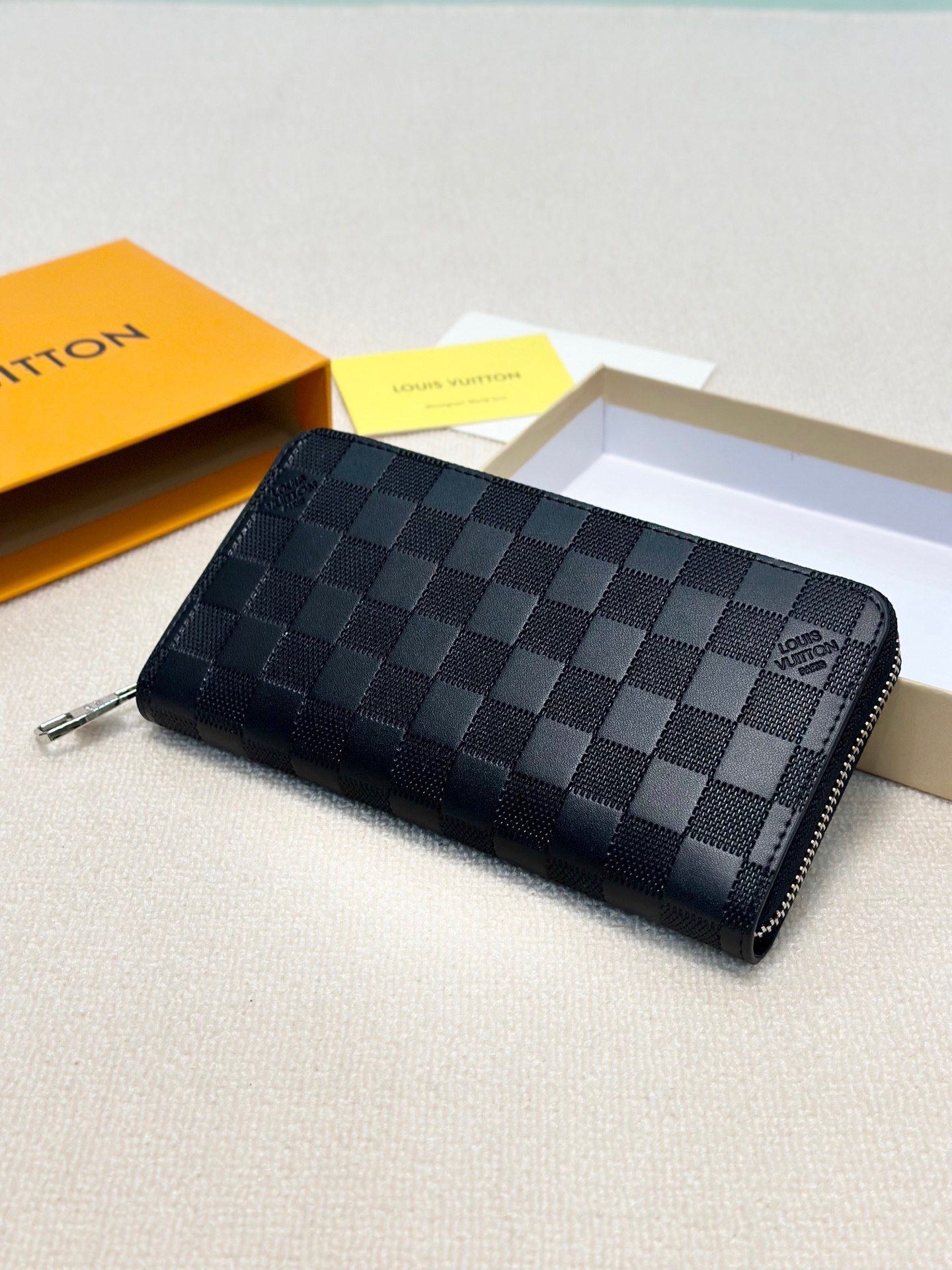 ルイ・ヴィトン「Louis Vuitton」レザーポケットウォレット