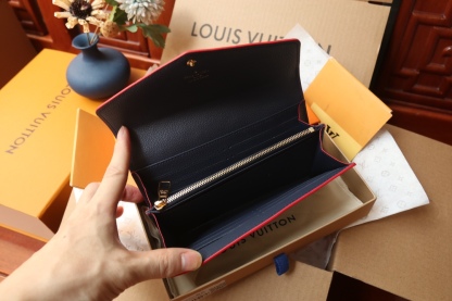 ルイ・ヴィトン「Louis Vuitton」レザーポケットウォレット