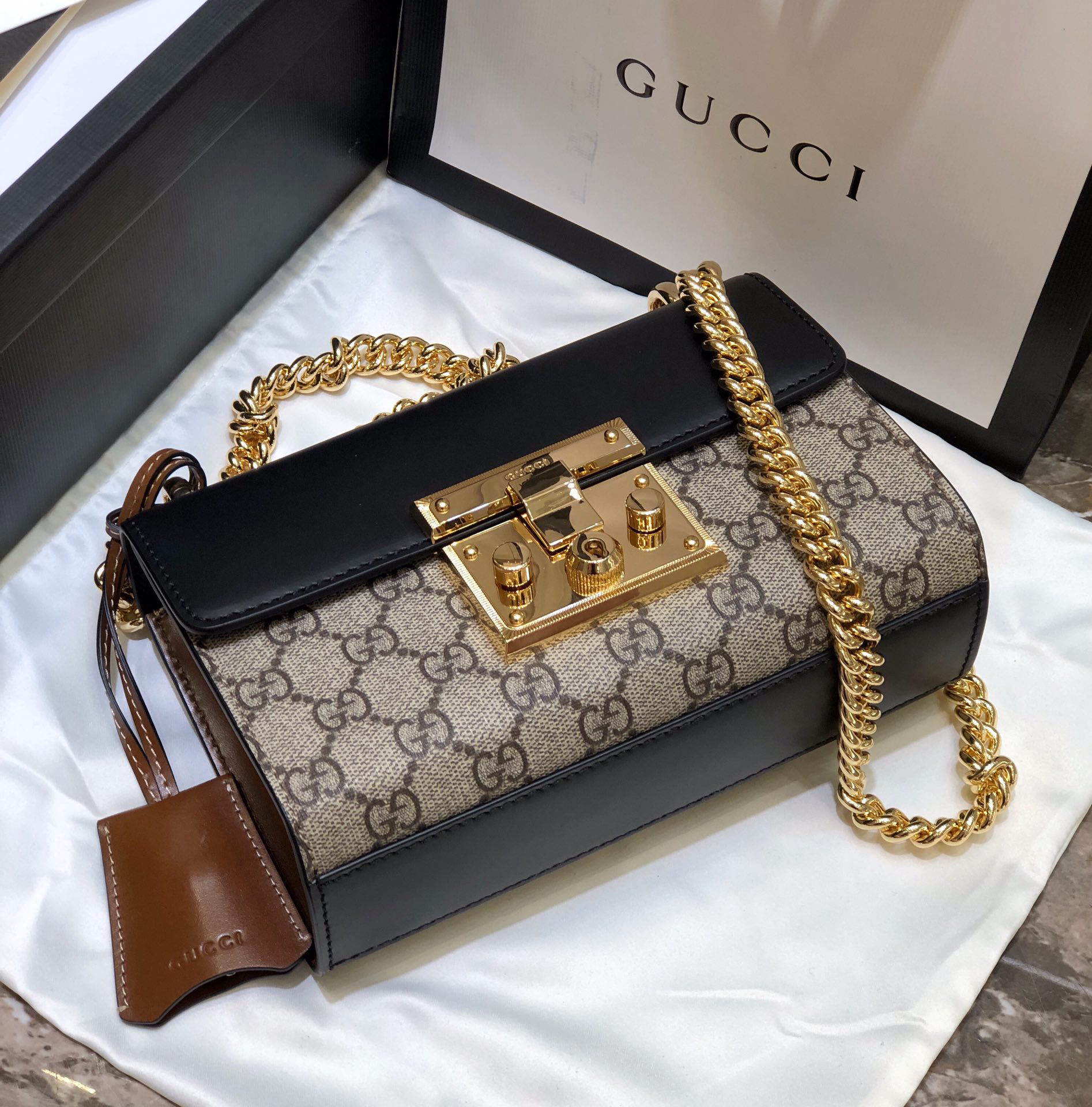 グッチ「Gucci」 レディース おしゃれ ショルダーバッグ