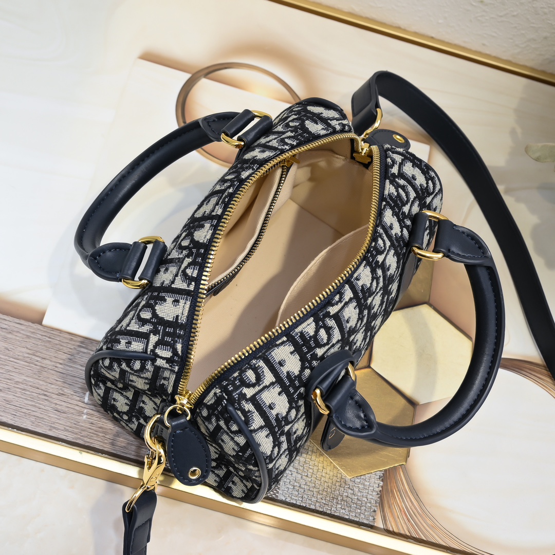 ディオール「Dior」 レディース おしゃれ ショルダーバッグ