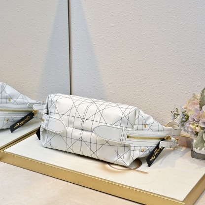 ディオール「Dior」 レディース おしゃれ ショルダーバッグ