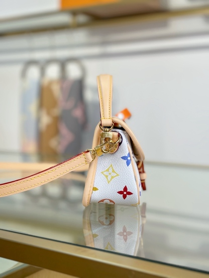 Louis Vuitton  ルイ・ヴィトン シーズナル ワンショルダーバッグ 