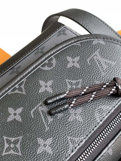 Louis Vuitton  ルイ・ヴィトン シーズナル ワンショルダーバッグ 