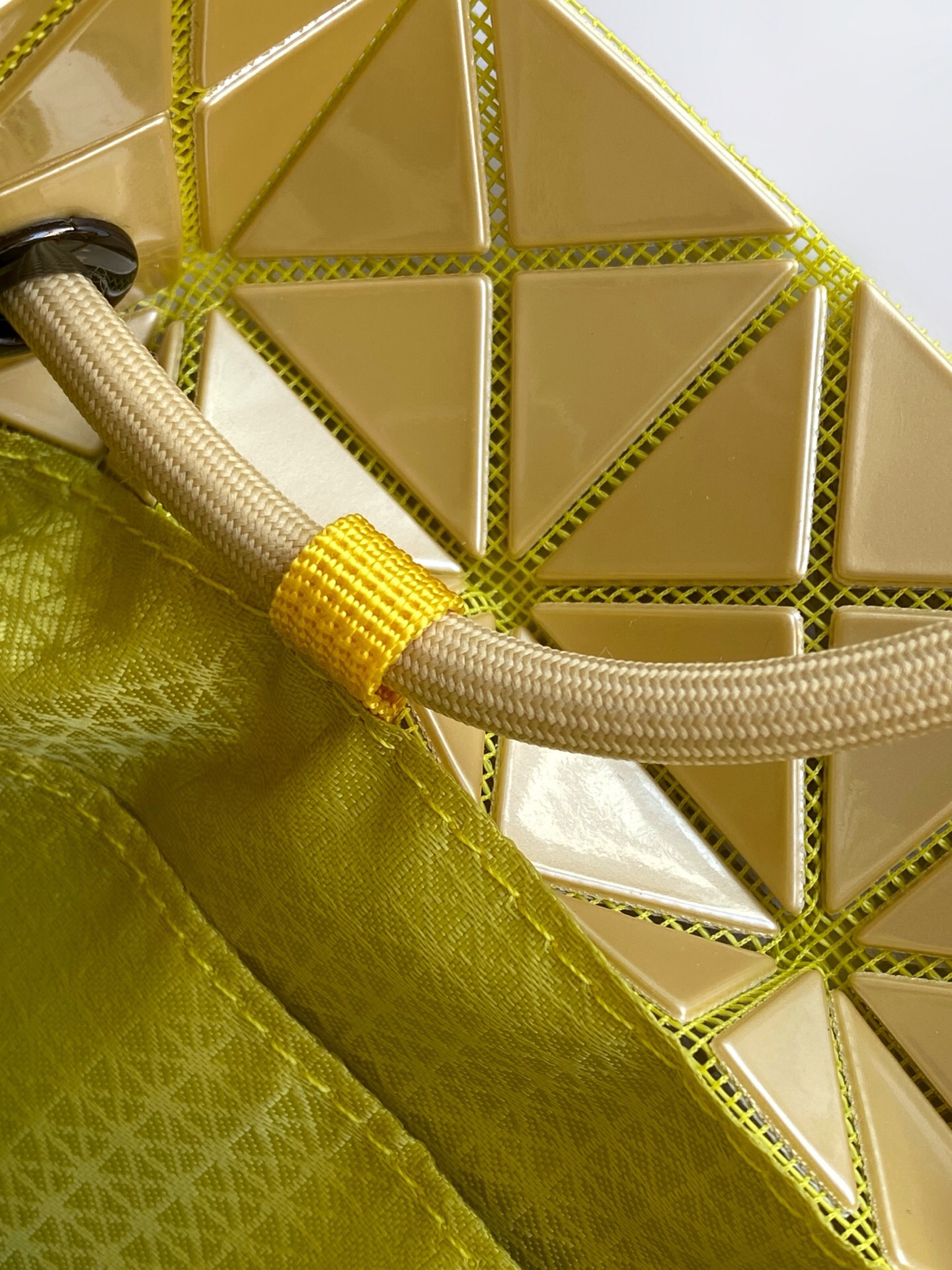 イッセイミヤケ「Issey Miyake」LUCENTシリーズ トートバッグ