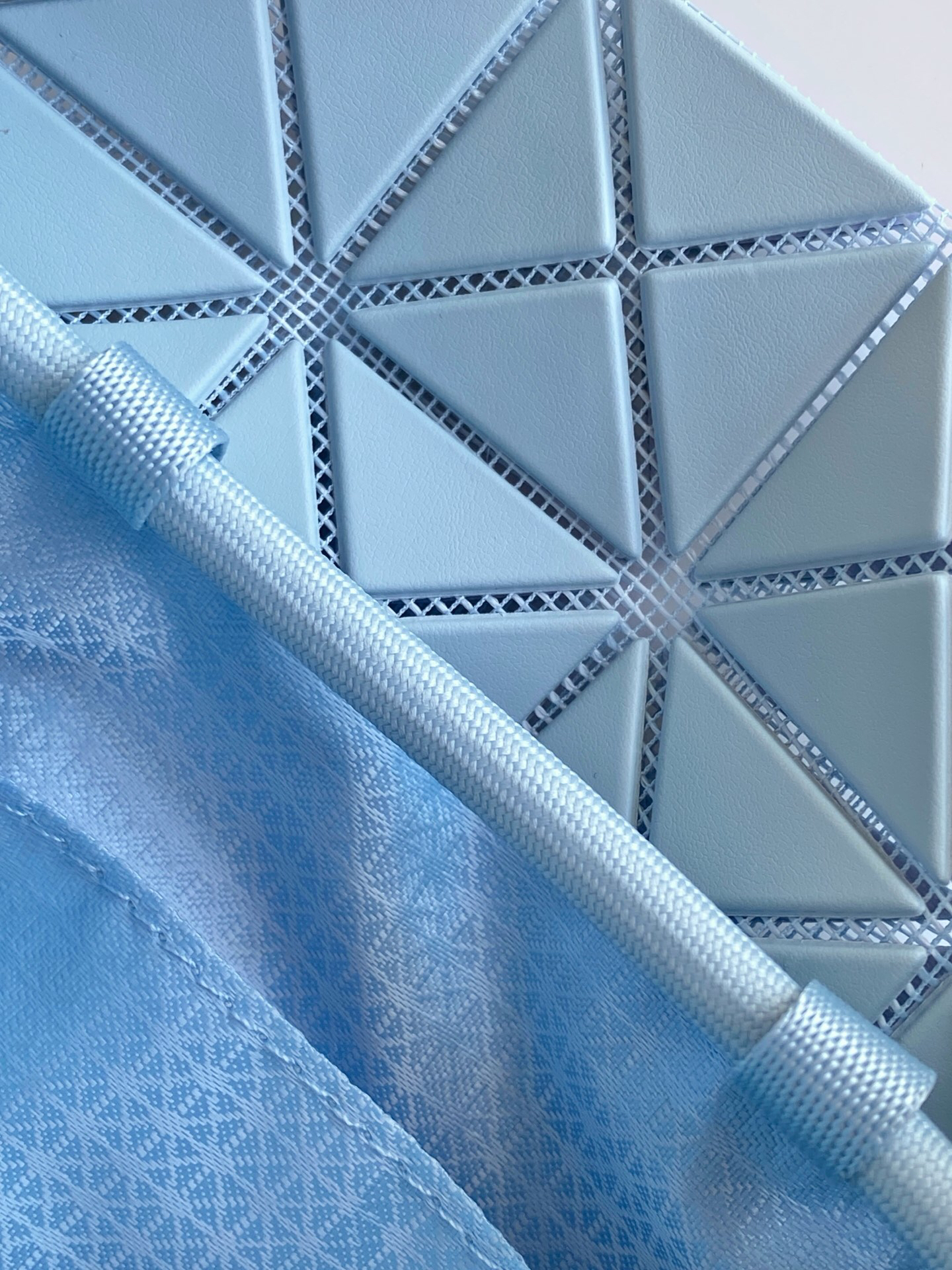 イッセイミヤケ「Issey Miyake」LUCENTシリーズ トートバッグ