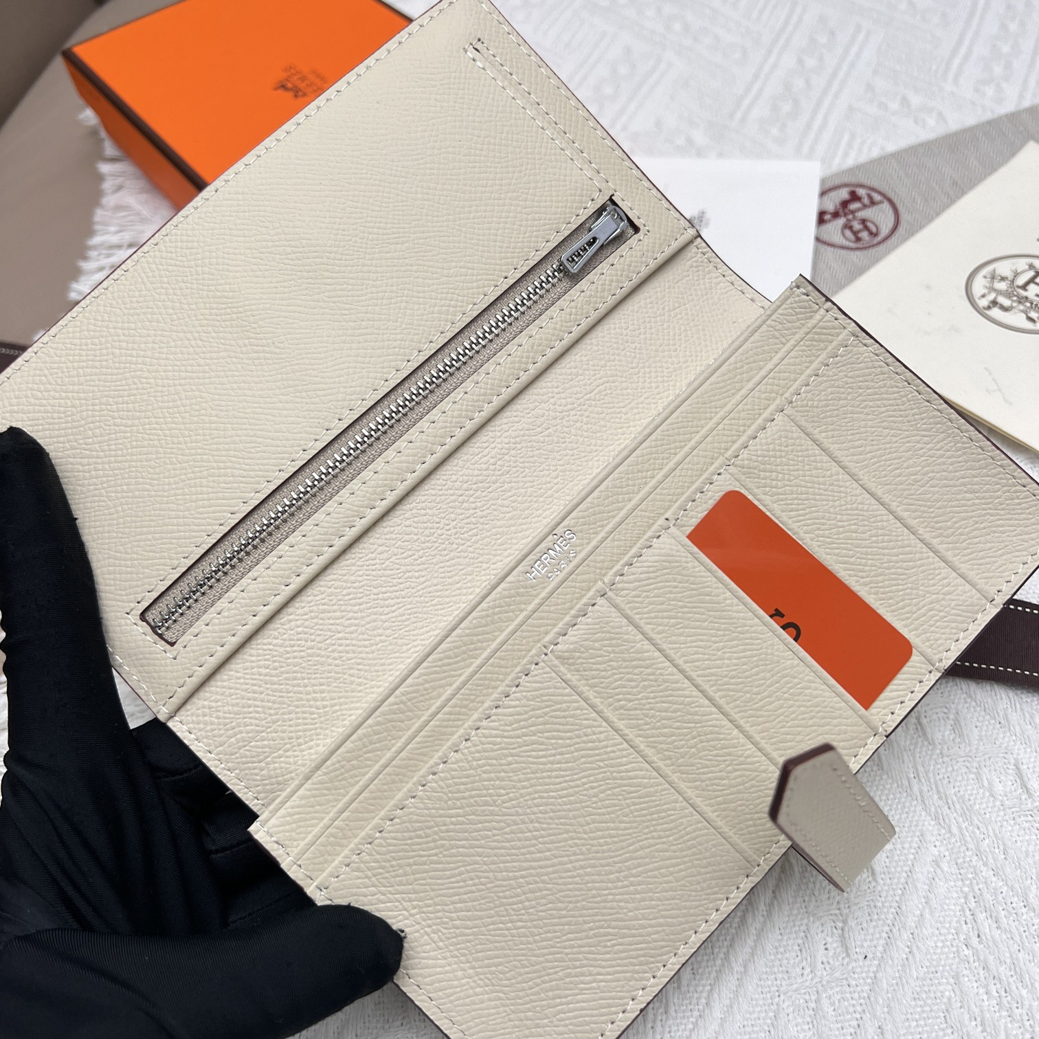 エルメス「Hermès」 レザーポケットウォレット