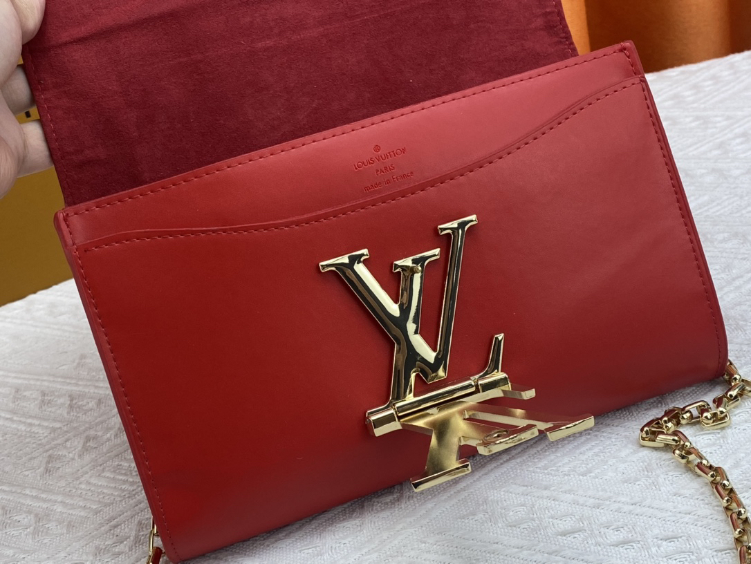 ルイ・ヴィトン「Louis Vuitton」レザーポケットウォレット レディース おしゃれ ショルダーバッグ