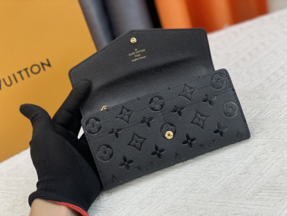 ルイ・ヴィトン「Louis Vuitton」レザーポケットウォレット レディース おしゃれ ショルダーバッグ