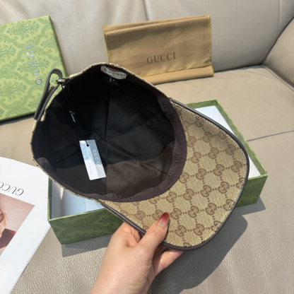 グッチ「Gucci」 の新作野球帽