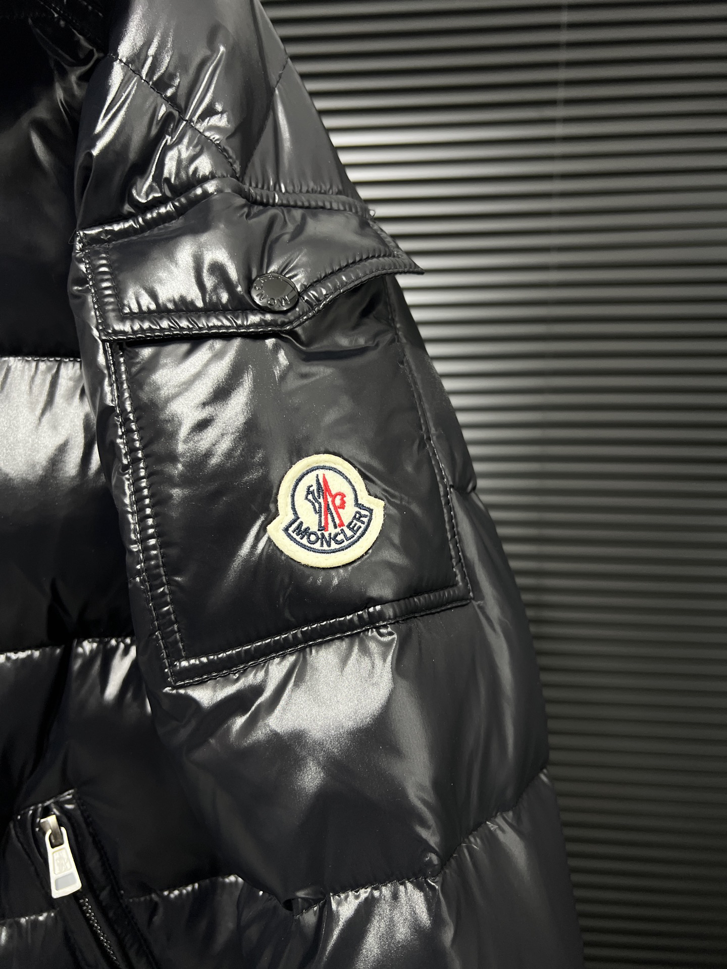 モンクレール シーズン別 ロングダウンコート