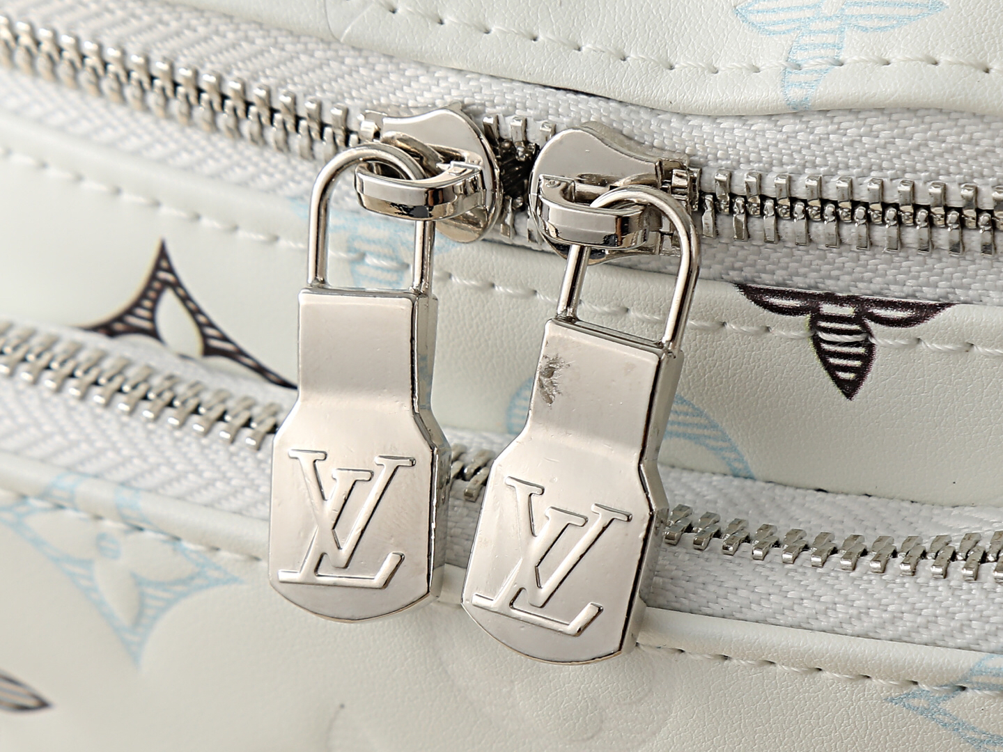 ルイ・ヴィトン「Louis Vuitton」ウエストポーチ