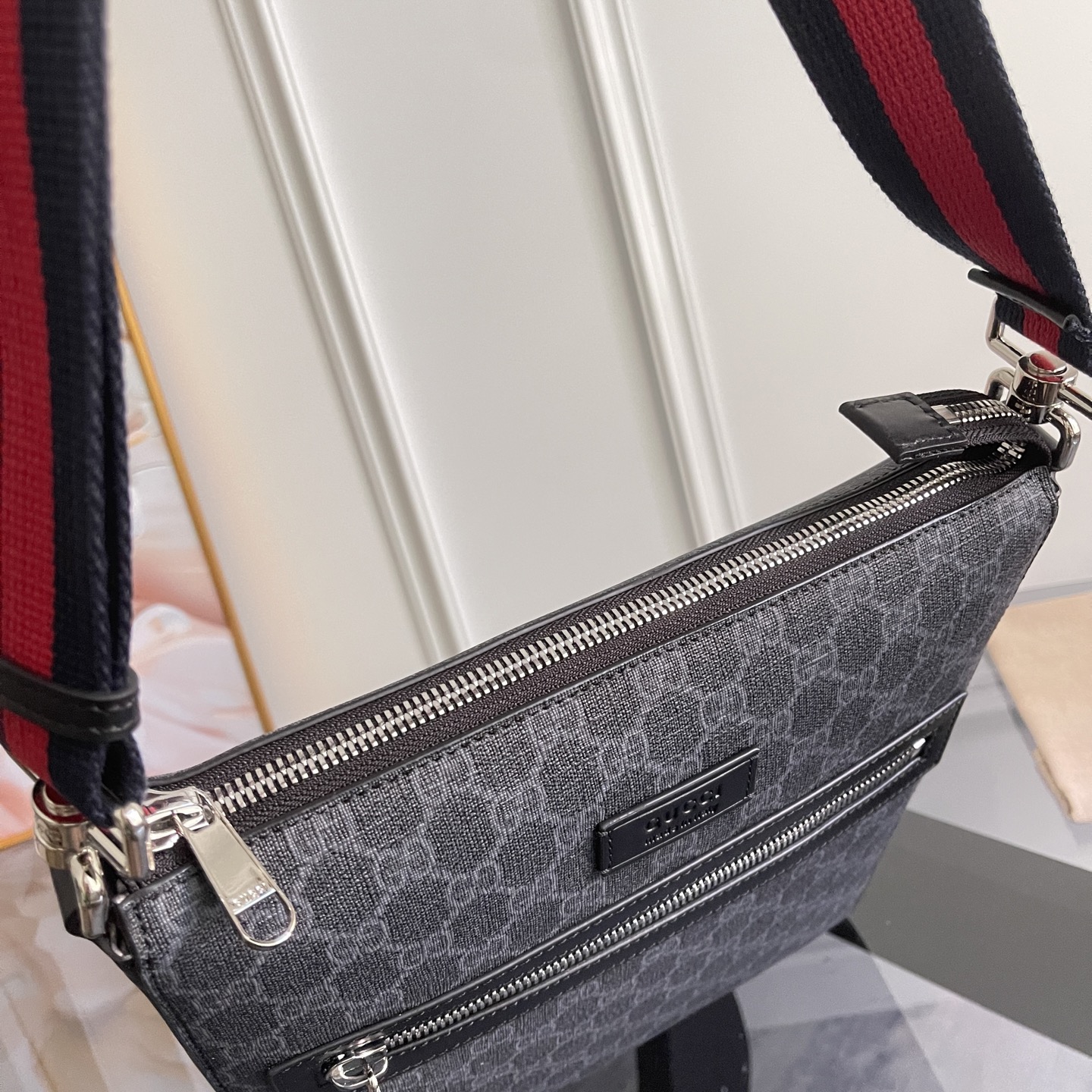 【特価商品】グッチ「Gucci」メンズショルダーバッグ