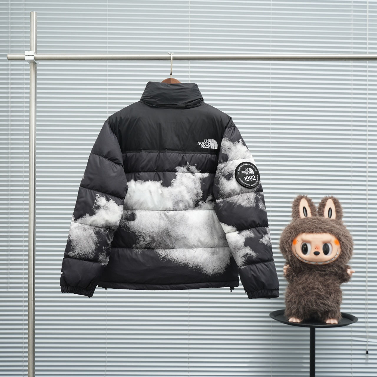 ザ・ノースフェイス 厳冬のしつらえにダウンジャケットシリーズ