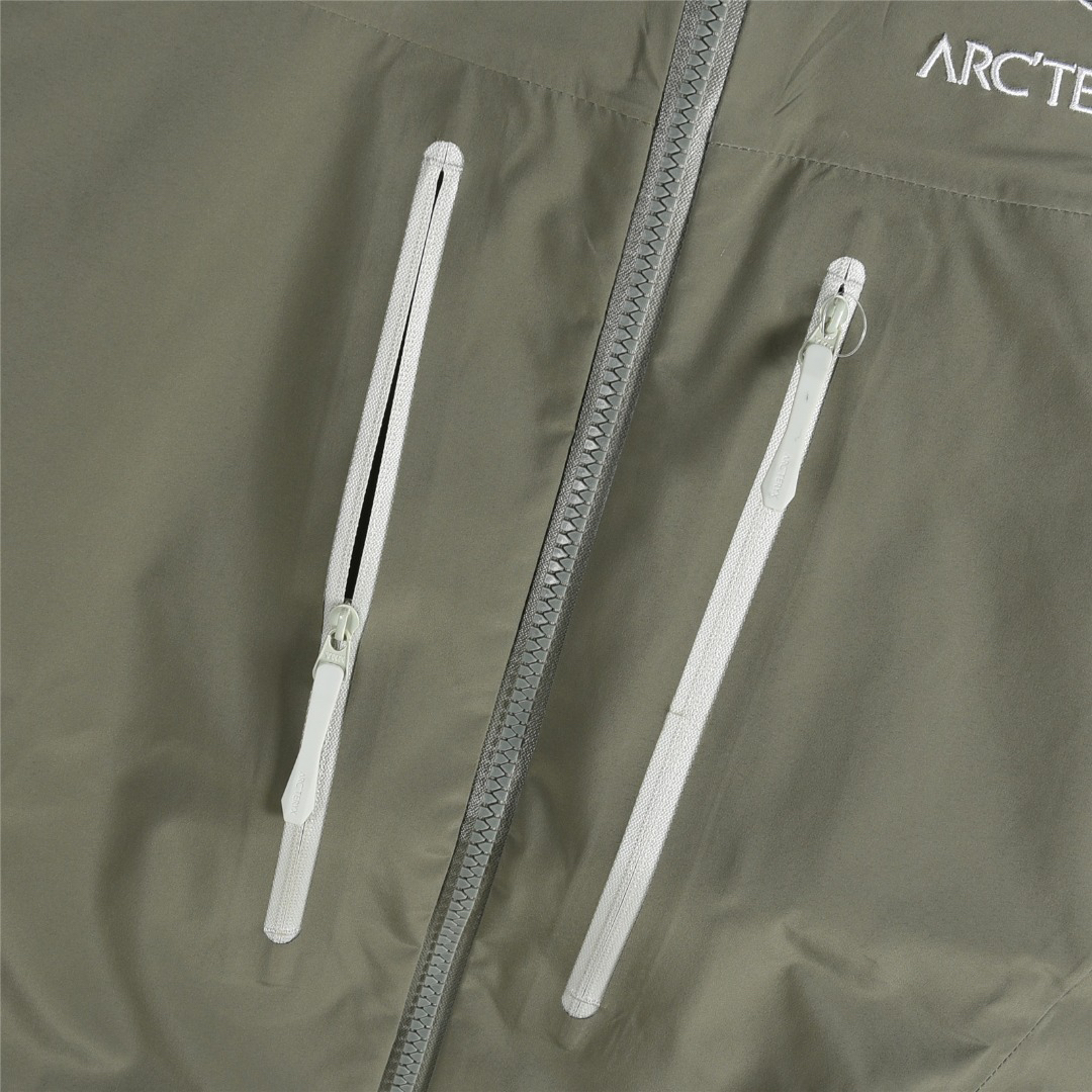 始祖鳥冬のトリプルパンチダウンダウンジャケットインナー付きセット