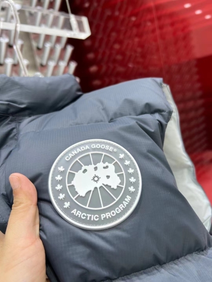 カナダグラス冬のダウンジャケットベスト