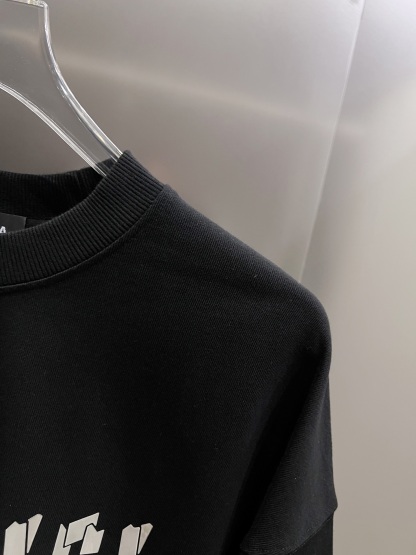 [ Balenciaga ] バレンシアガ 冬のラウンドネックのパーカー