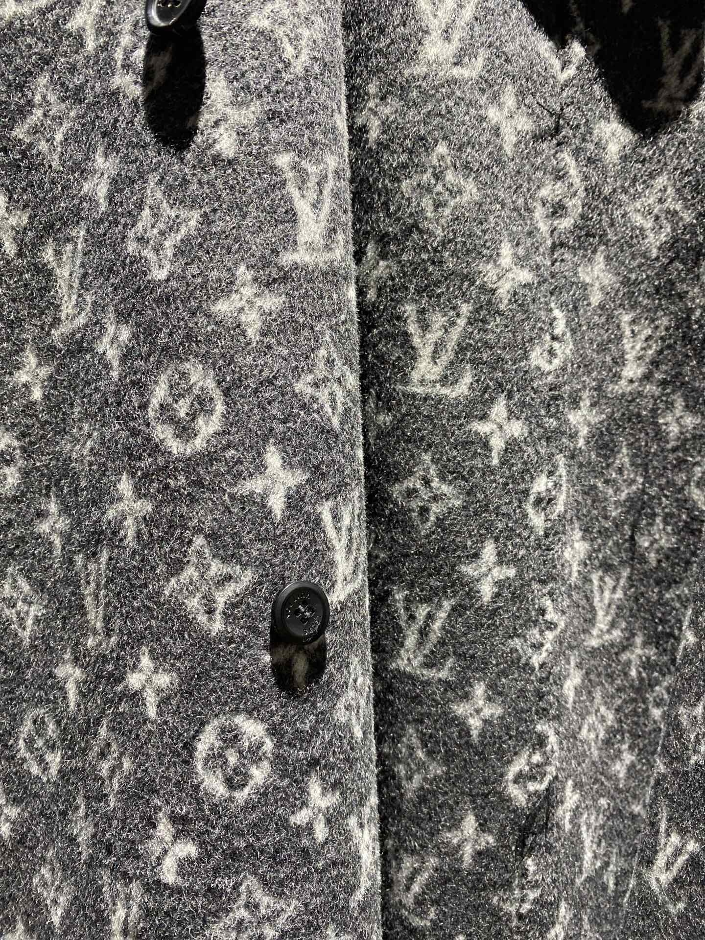 [ Louis Vuitton ] ルイ・ヴィトン  リバーシブルコートウールレディーストップス