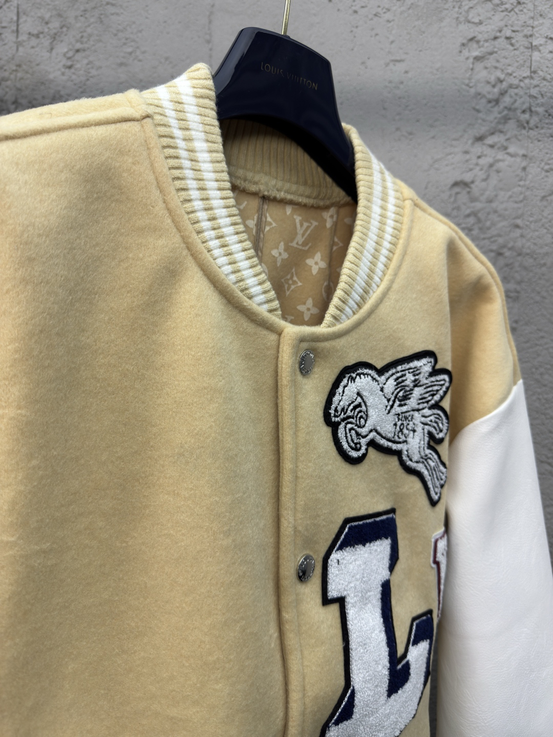 [ Louis Vuitton ] ルイ・ヴィトン  刺繍ペガサス野球服