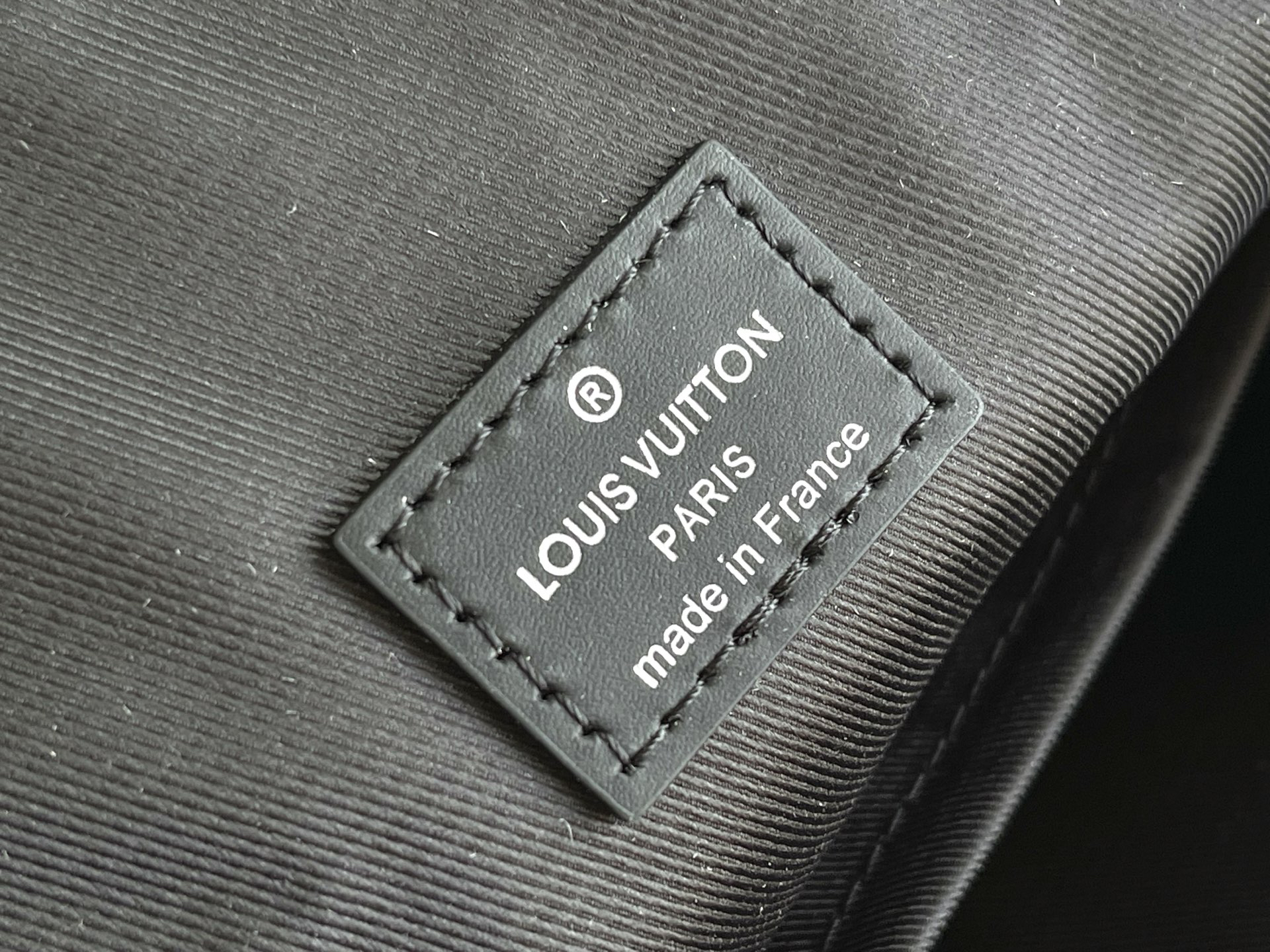 Louis Vuitton ルイ・ヴィトン おしゃれなメンズリュックサック