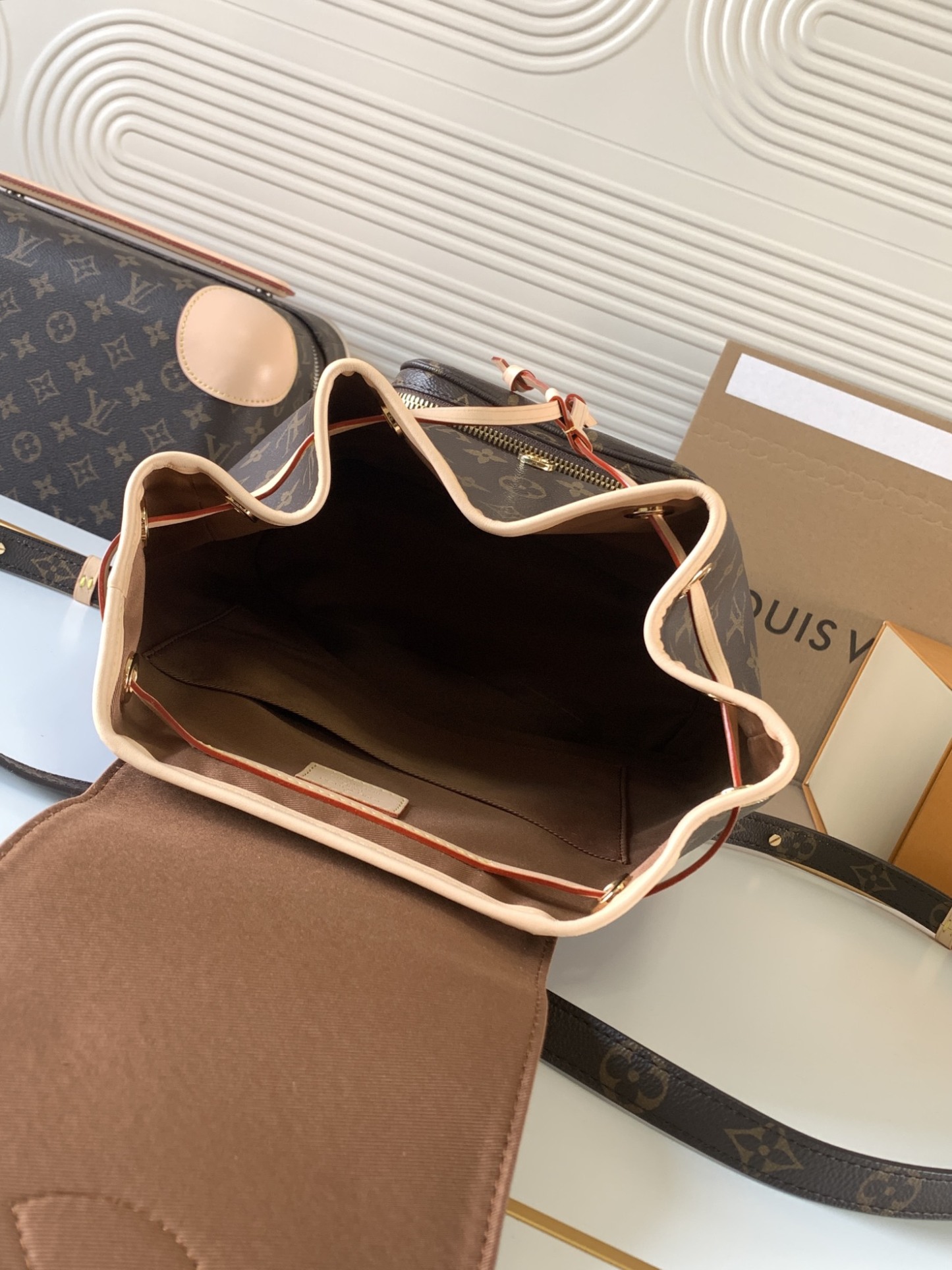 Louis Vuitton ルイ・ヴィトン レディースファッションバックパック