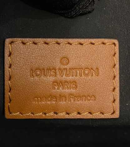 Louis Vuitton  ルイ・ヴィトン シーズナル ワンショルダーバッグ 