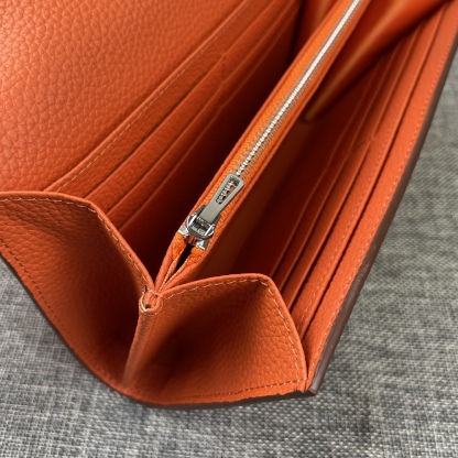 エルメス「Hermès」 レザーポケットウォレット