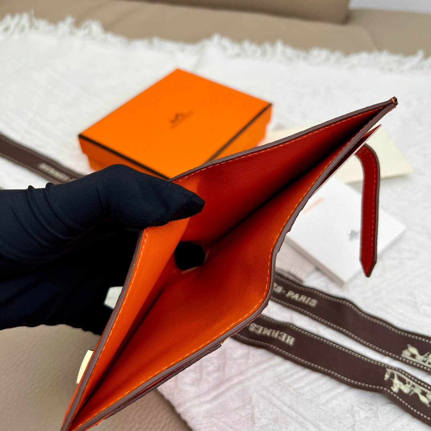 エルメス「Hermès」 レザーポケットウォレット