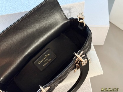 ディオール「Dior」 レディース おしゃれ ショルダーバッグ