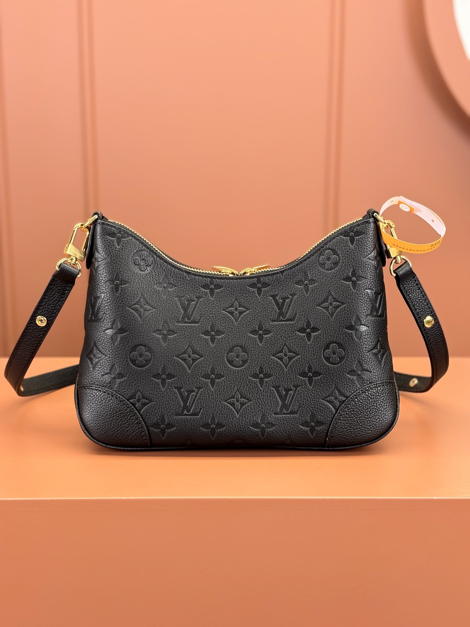 Louis Vuitton  ルイ・ヴィトン シーズナル ワンショルダーバッグ 