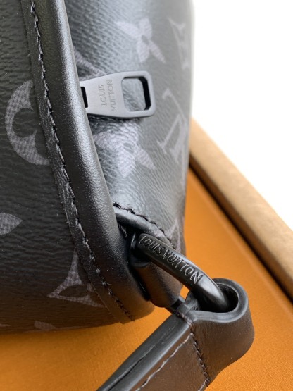 Louis Vuitton  ルイ・ヴィトン シーズナル ワンショルダーバッグ 