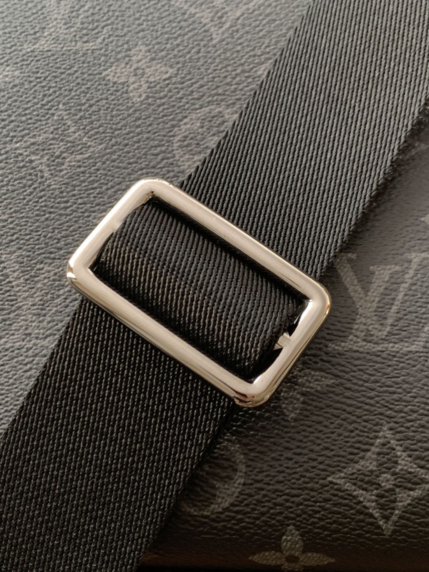 Louis Vuitton  ルイ・ヴィトン シーズナル ワンショルダーバッグ 